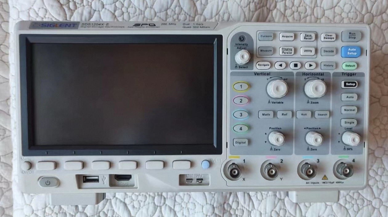Digital Storage Oscilloscope 4 Channel 100Mhz - SIGLENT SDS1204X-E 200MHz 4-kanałowy cyfrowy oscyloskop